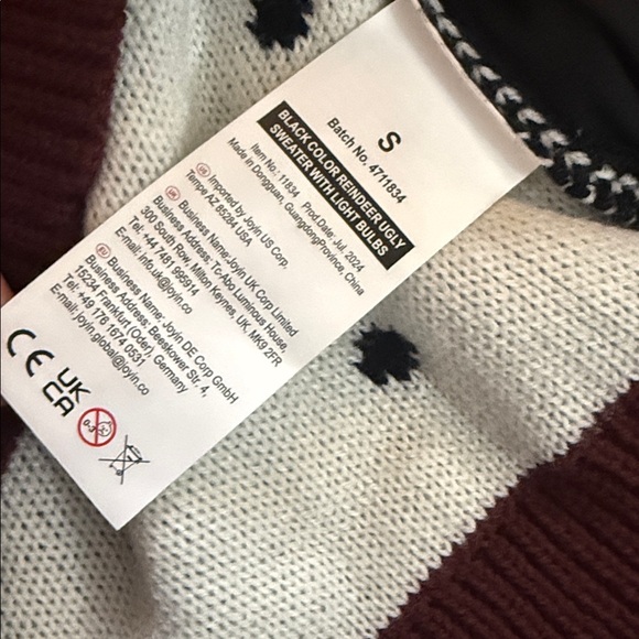 Light up Reindeer Sweater for Holiday, Christmas. Size Small - Picture 4 of 5